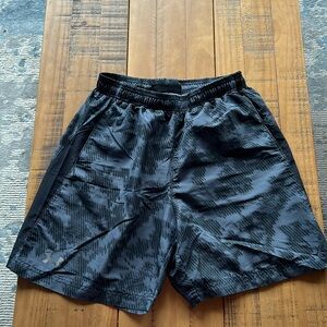 Under Armour Men's Athletic Short
